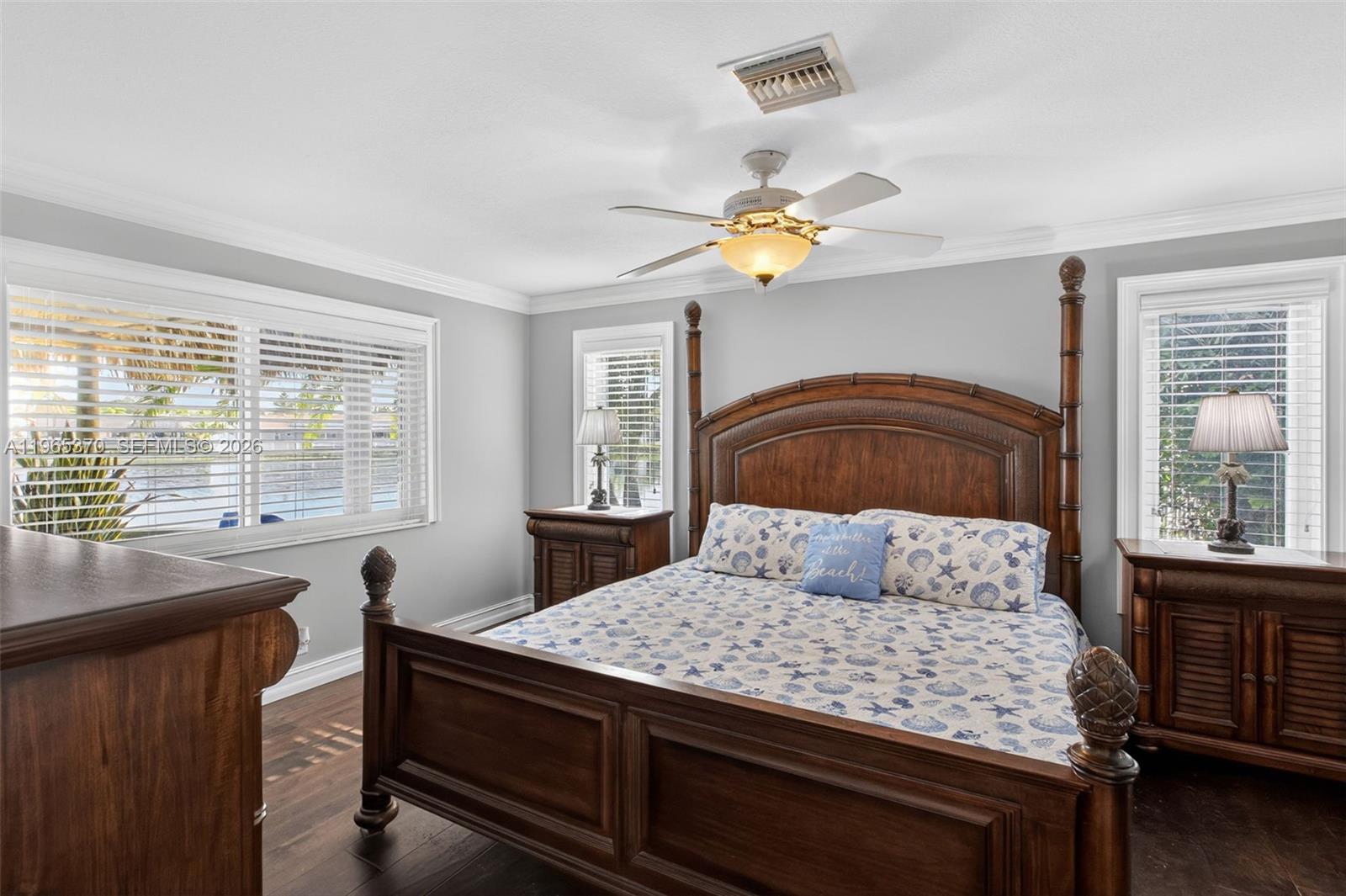 ROYAL PALM LAKE ESTATES - Residential