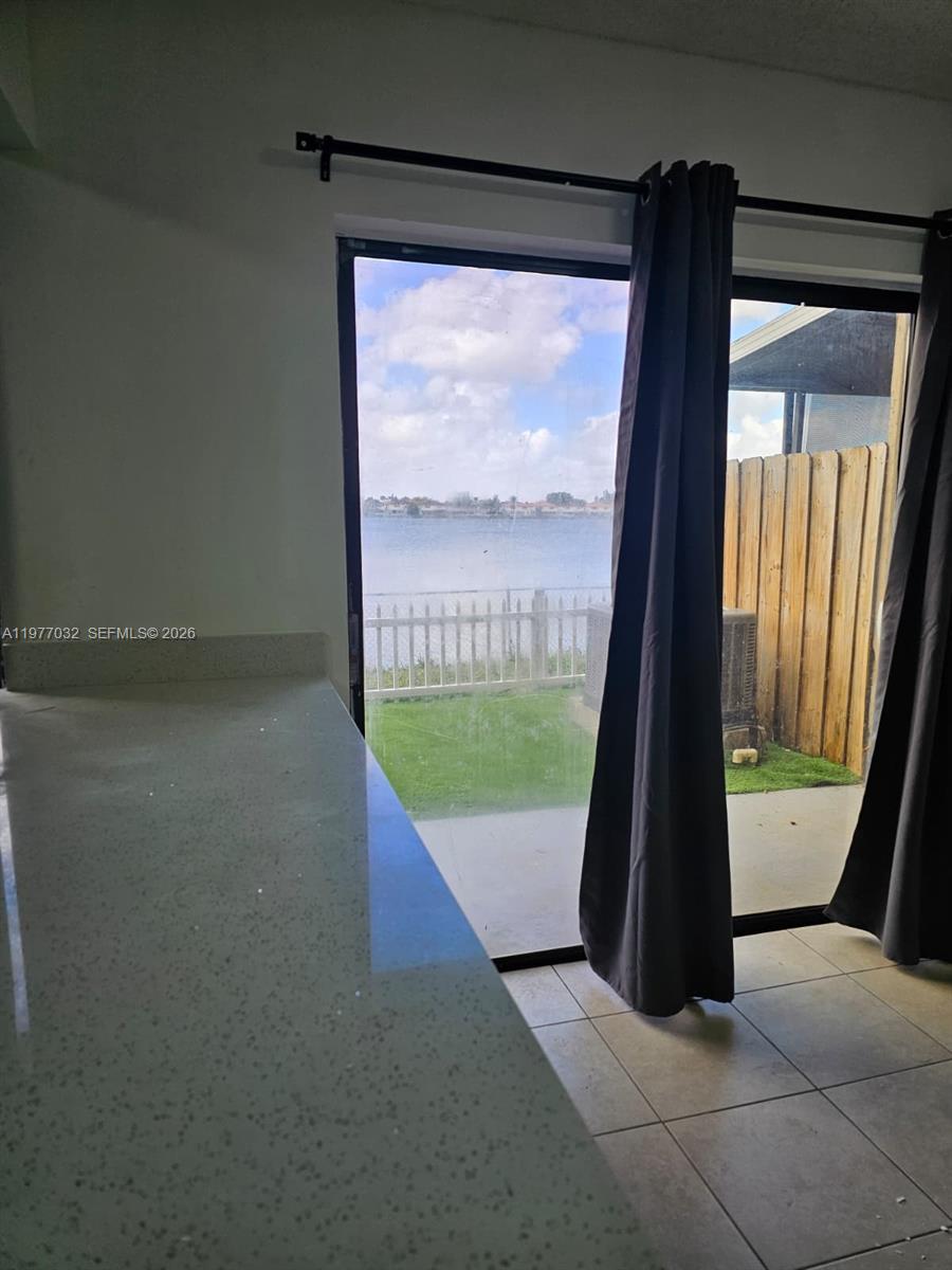 LAGO GRANDE CONDO SIX-B - Residential Lease