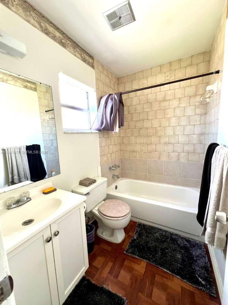 SIERRA RIDGE CONDO B - Residential