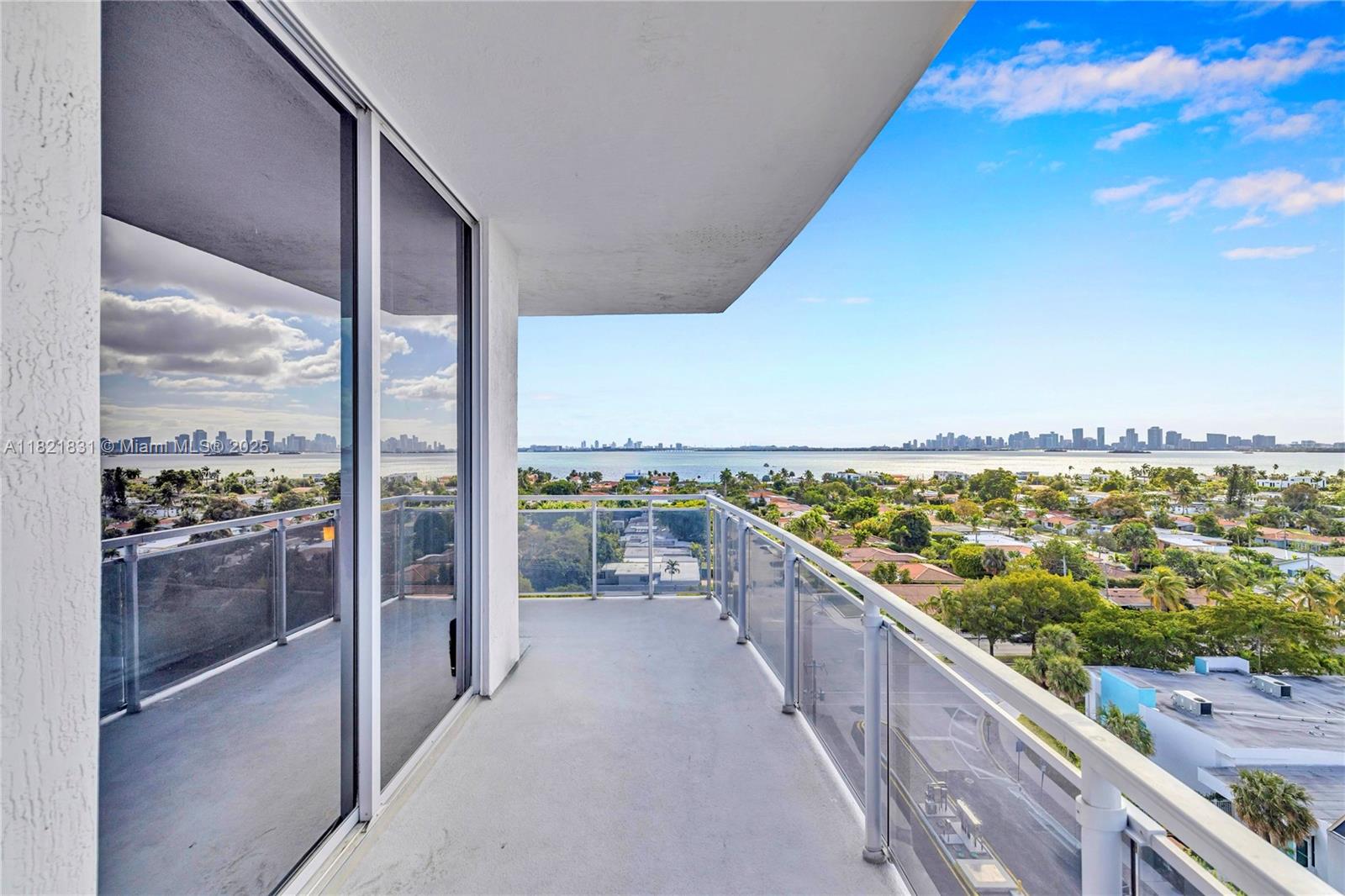 THE LEXI CONDO - Residential