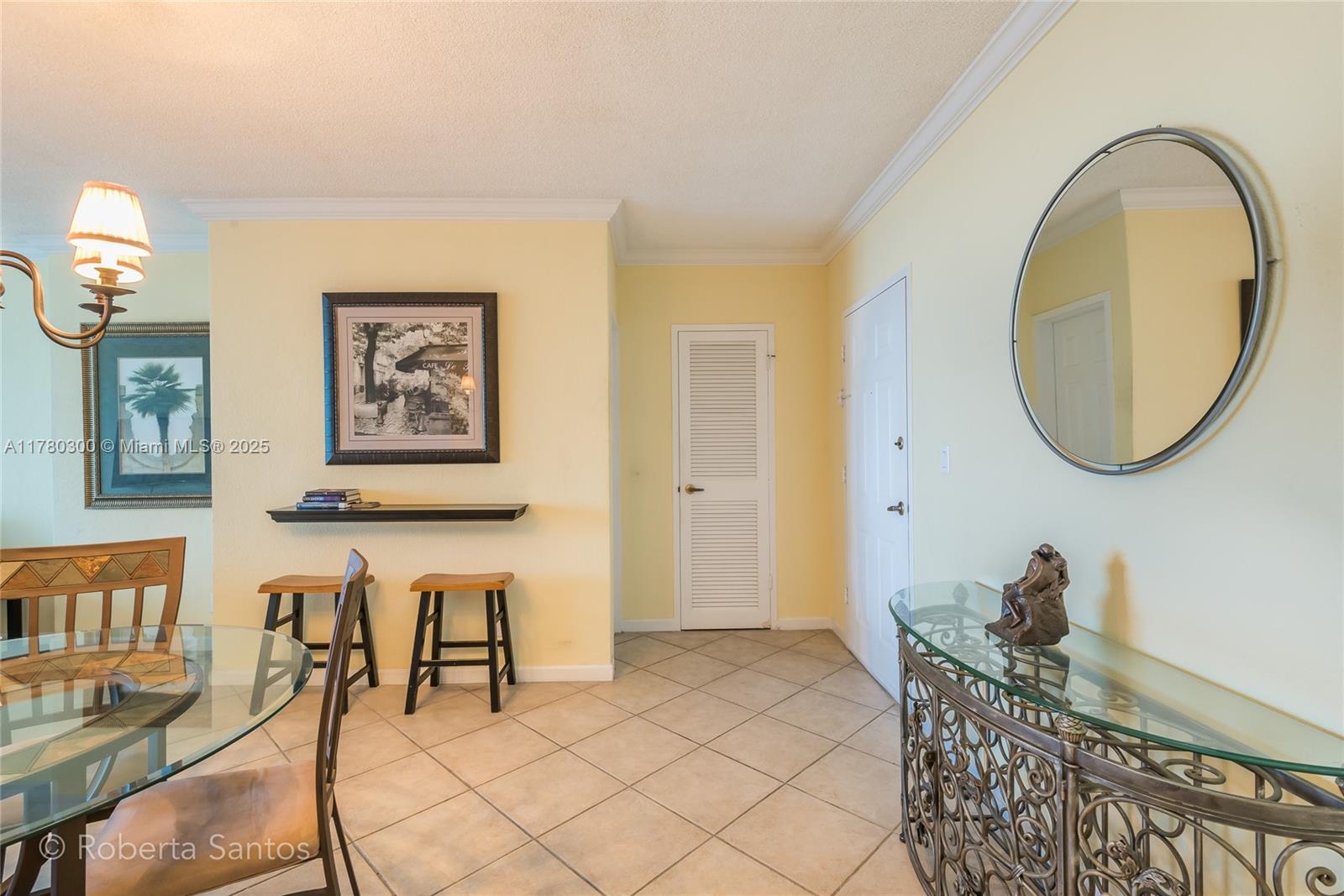 WAVE CONDO - Residential Lease