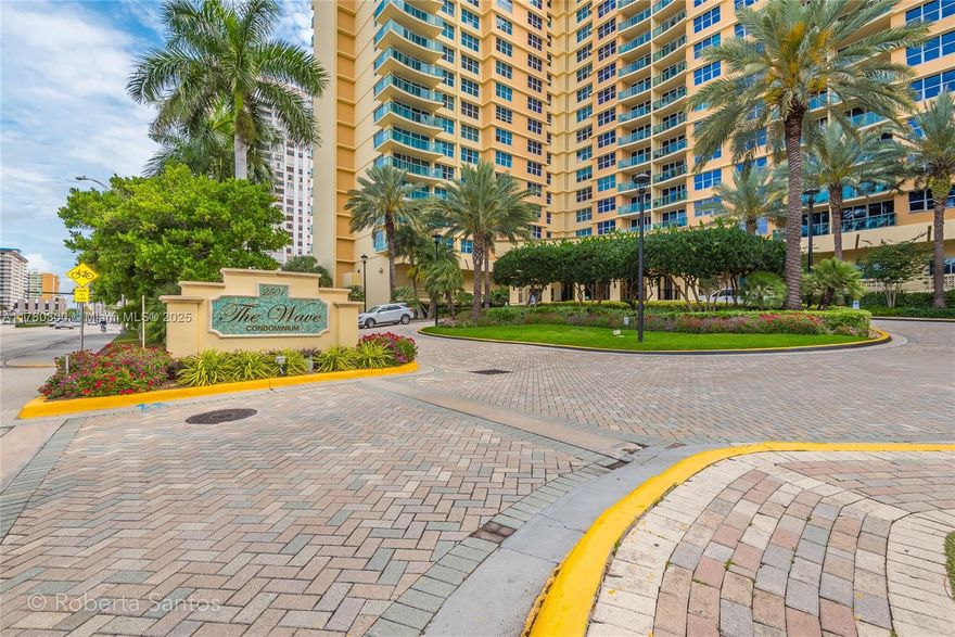 Gorgeous penthouse View of the sunset bay. 1 bedroom 1.5 bathrooms. Apartment has new Stove, New Air Conditioning, Impact windows and balcony doors. Landlord has total appliances contract. The Wave building has Great amenities: Newly remodeled Resort style pool deck with lash palm trees, fountains, Jacuzzi and GYM overlooking the ocean and complimentary Beach services. Ideally located on the beach within minutes from South Florida's finest shopping and dining, airports, Hollywood boardwalk Year lease or 6 month min rental period. 6 month price will were