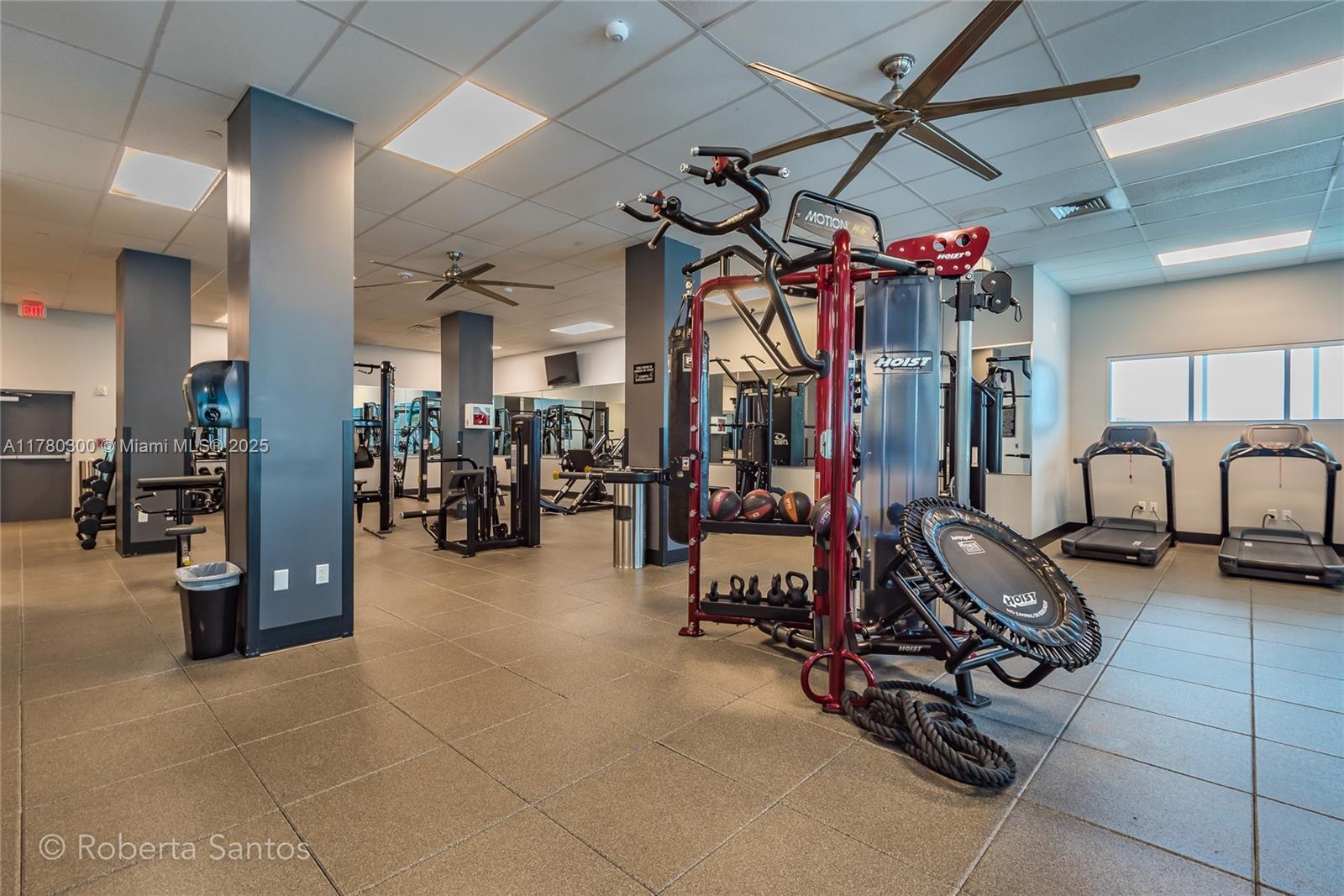 WAVE CONDO - Residential Lease