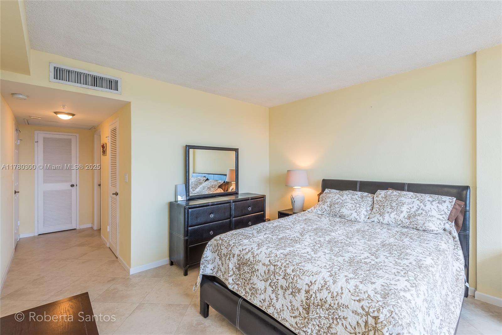 WAVE CONDO - Residential Lease