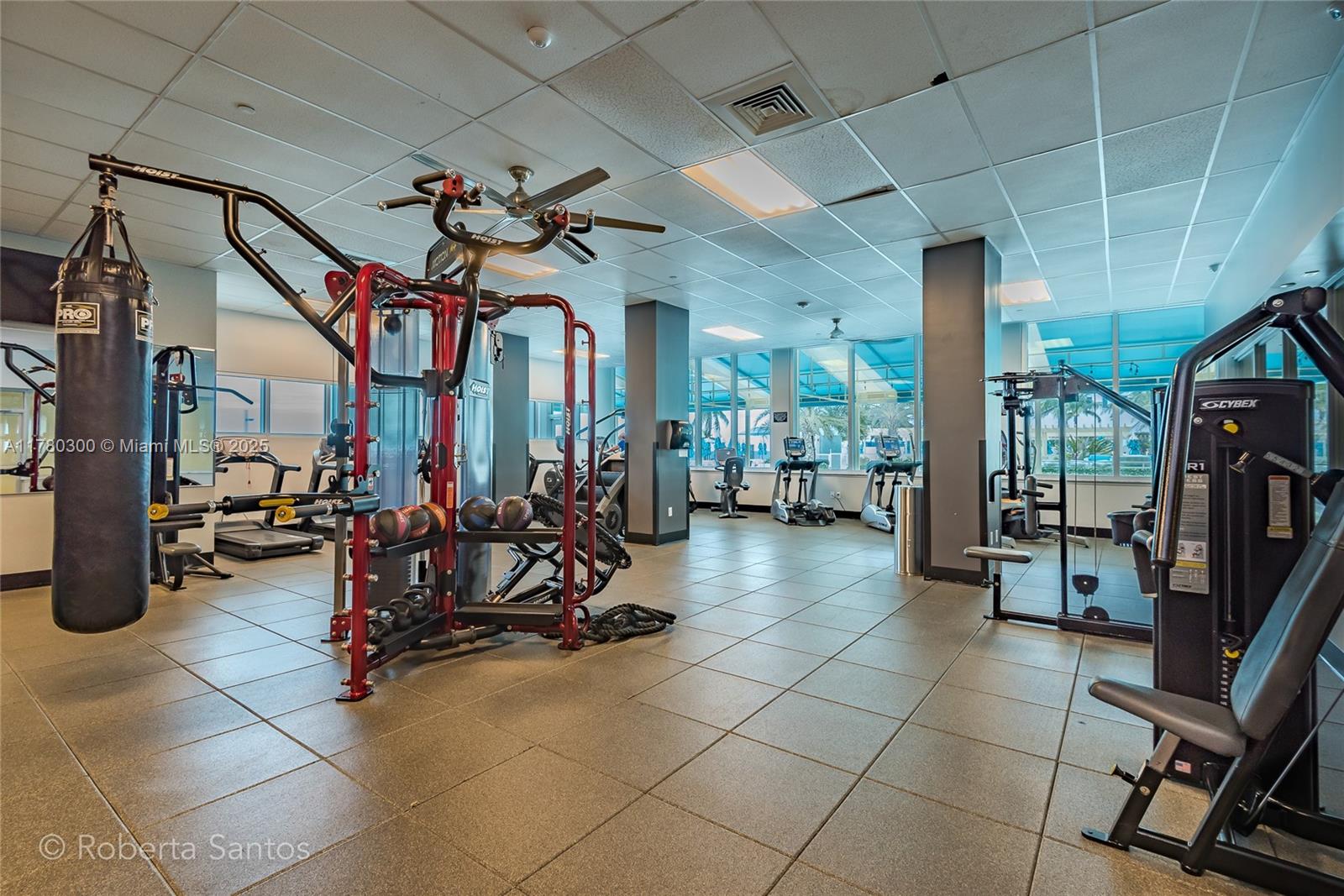 WAVE CONDO - Residential Lease