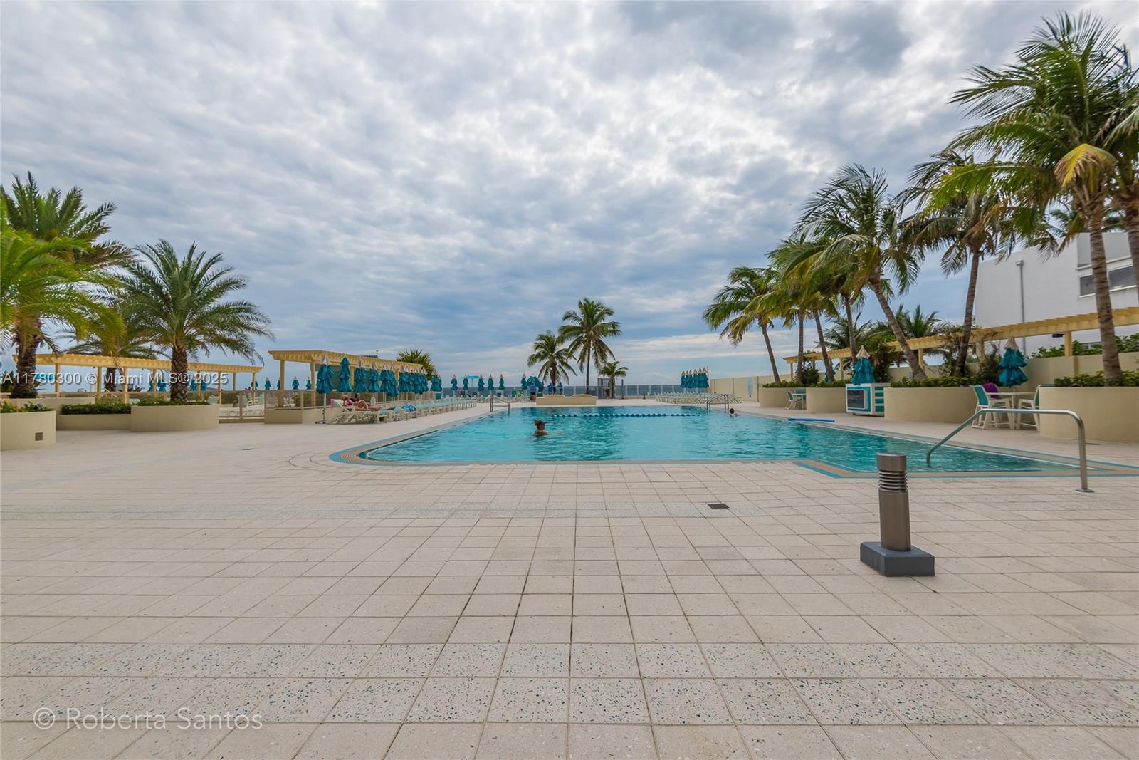 WAVE CONDO - Residential Lease