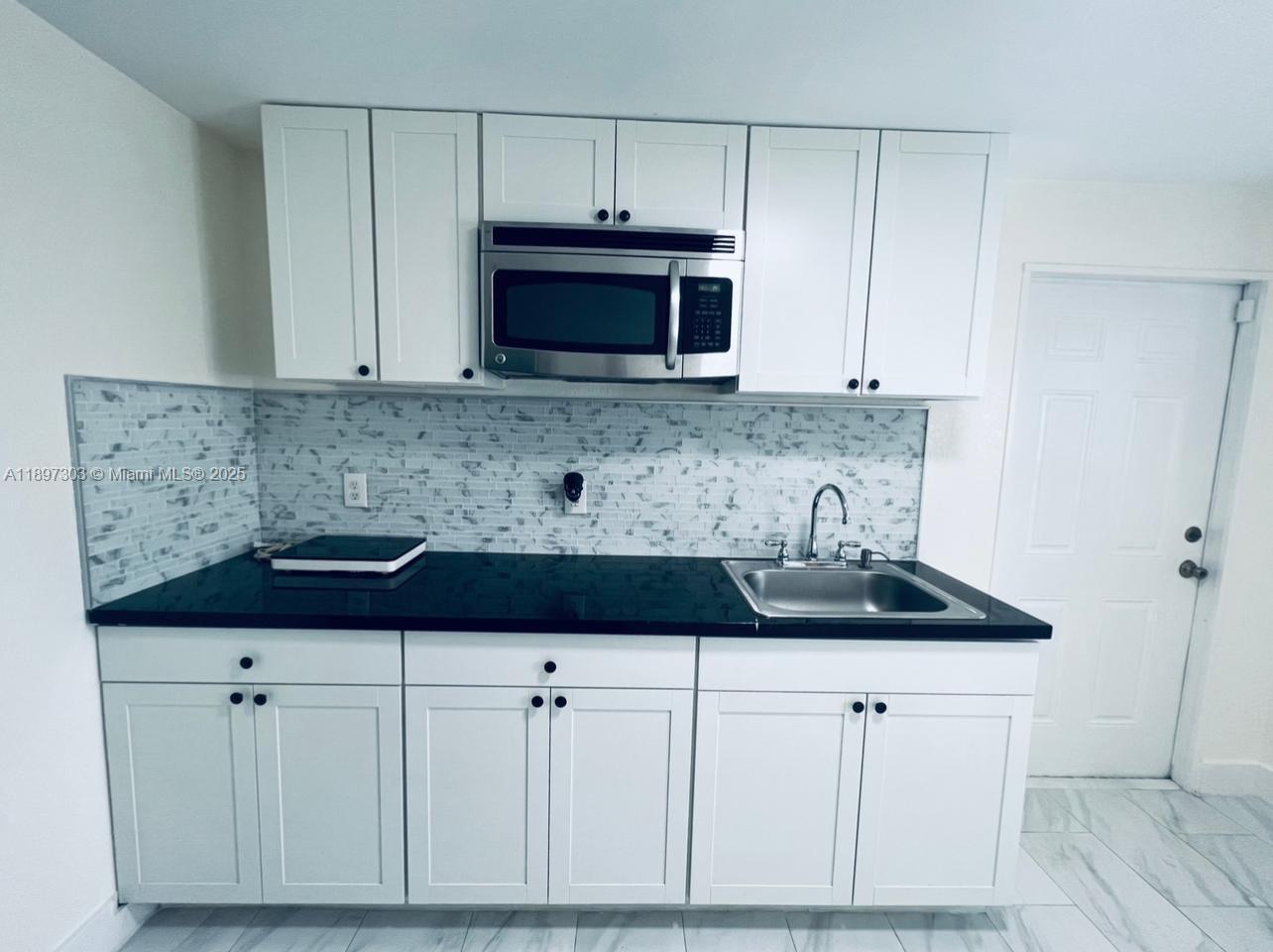 SUNLAND PARK SECTION 2 - Residential Lease