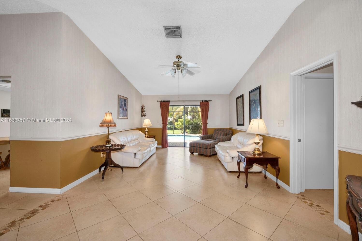 PINEWOOD ESTATES SECOND A - Residential