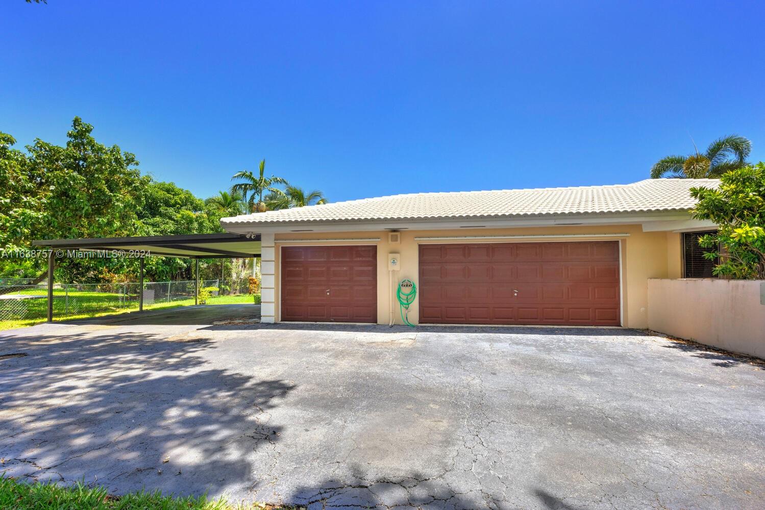 PINEWOOD ESTATES SECOND A - Residential