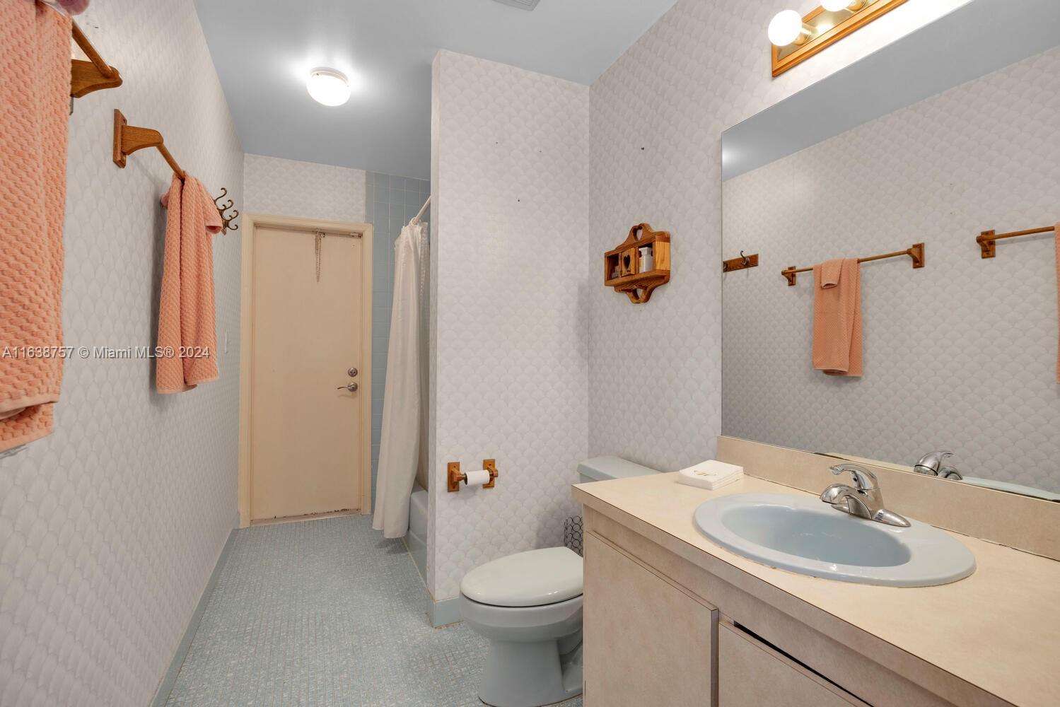 PINEWOOD ESTATES SECOND A - Residential