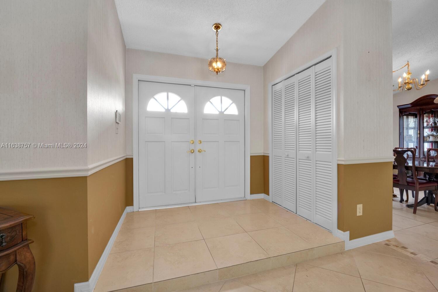 PINEWOOD ESTATES SECOND A - Residential