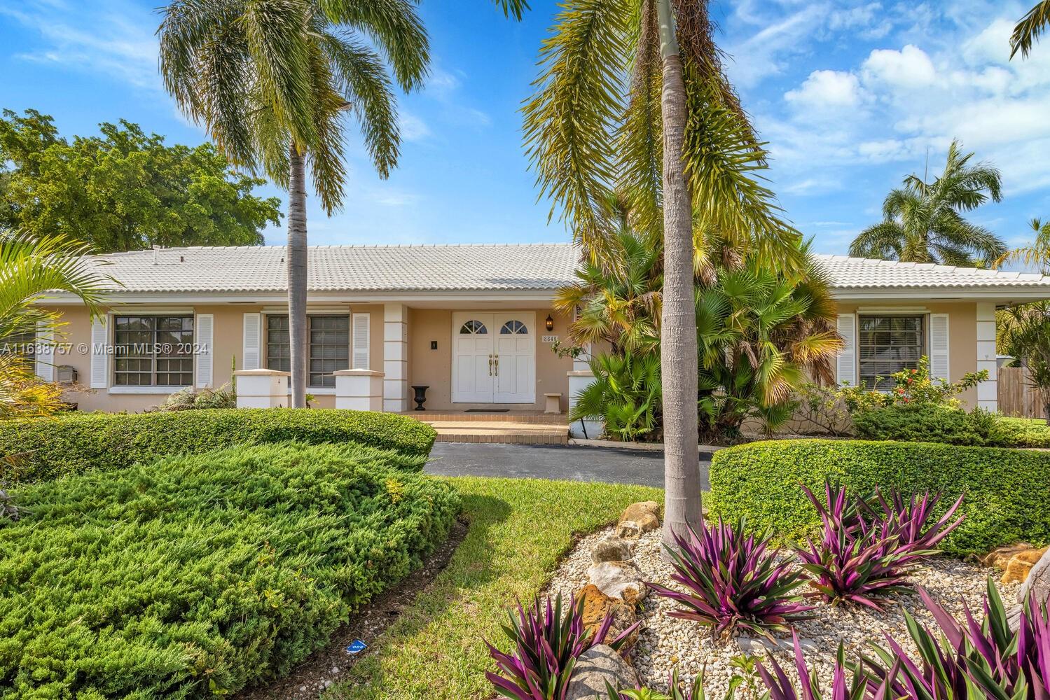 PINEWOOD ESTATES SECOND A - Residential