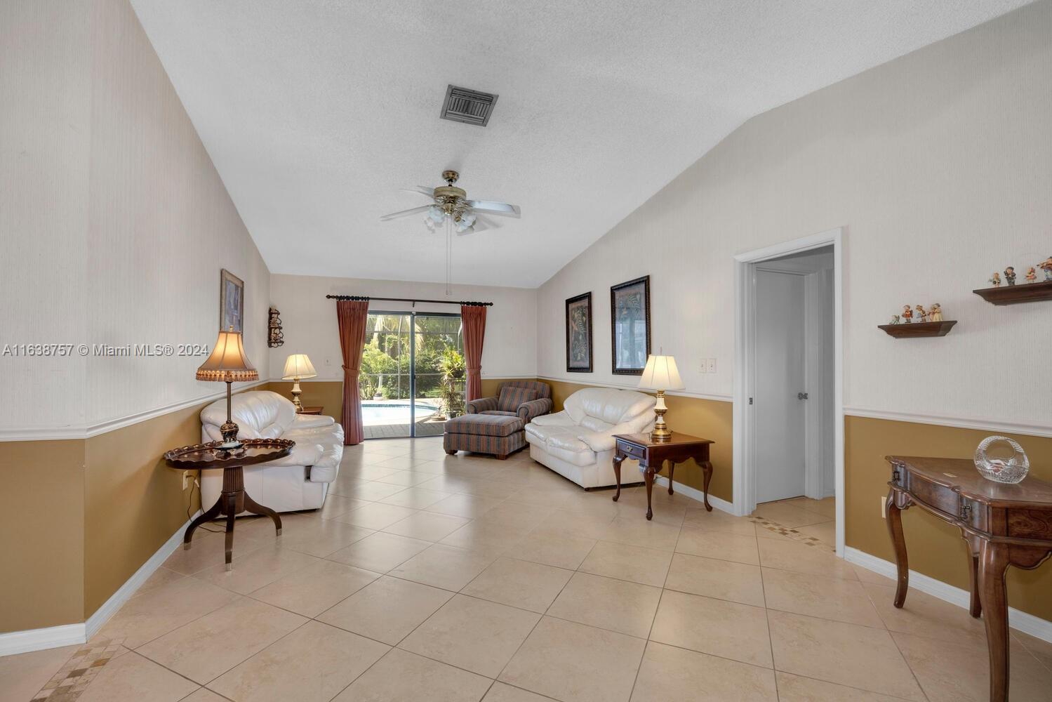PINEWOOD ESTATES SECOND A - Residential