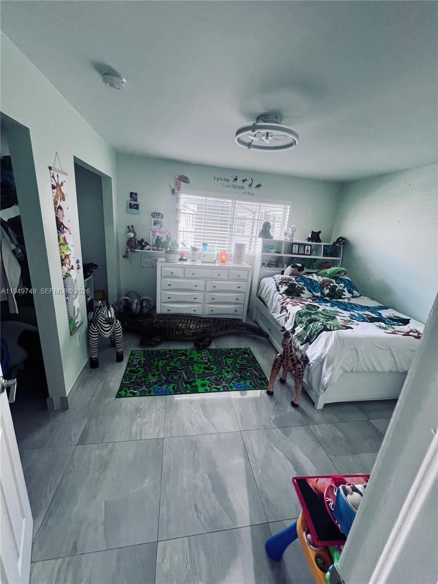 GRAND VISTA CONDO - Residential