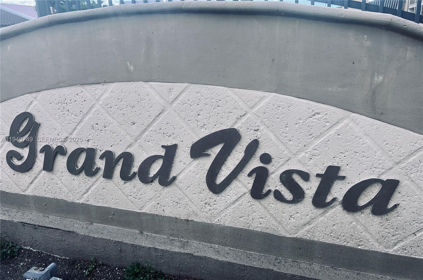 GRAND VISTA CONDO - Residential