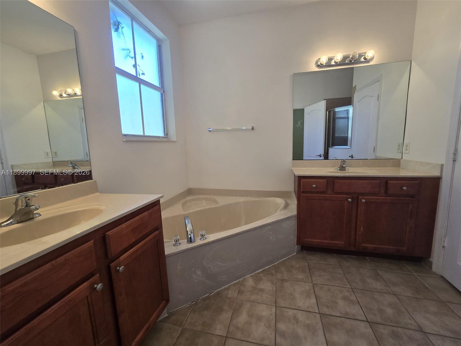 VILLAS AT PORTOFINO EAST - Residential