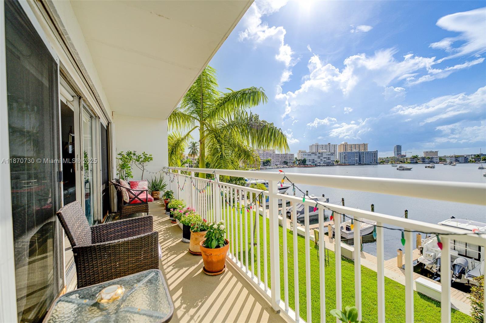 GOLDEN ISLES TOWERS CONDO - Residential