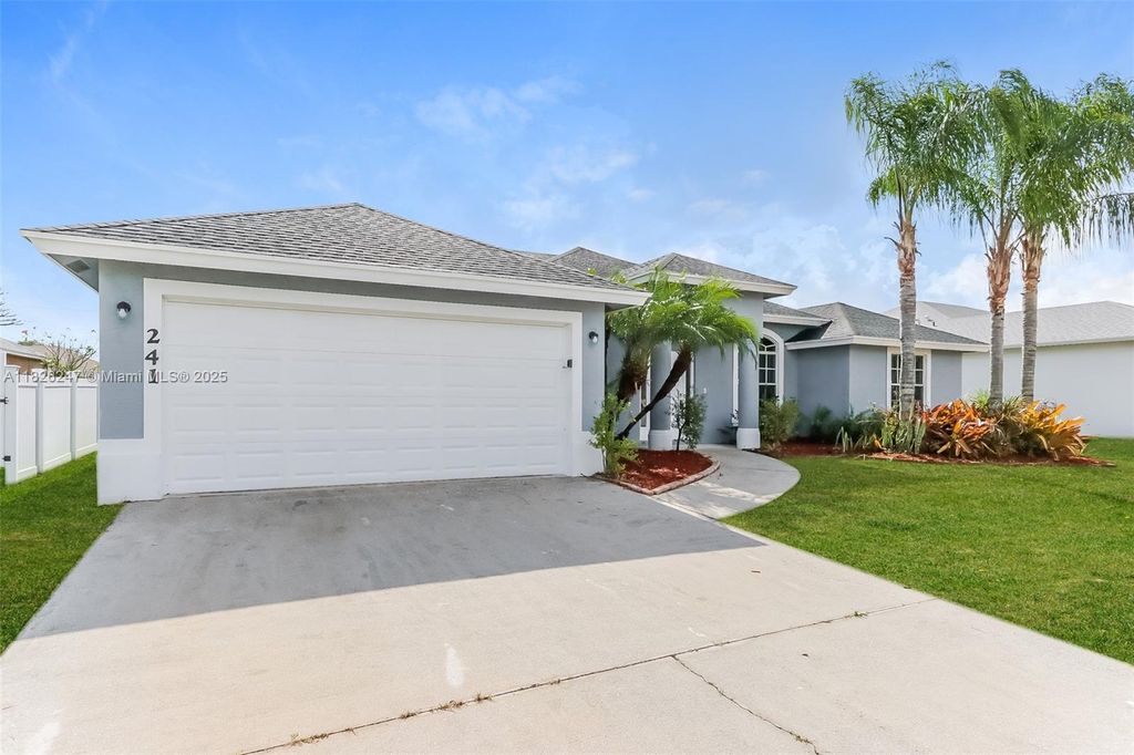 Photo of 241 SW South Quick Cir, Port St Lucie, FL 34953 (MLS # A11826247)