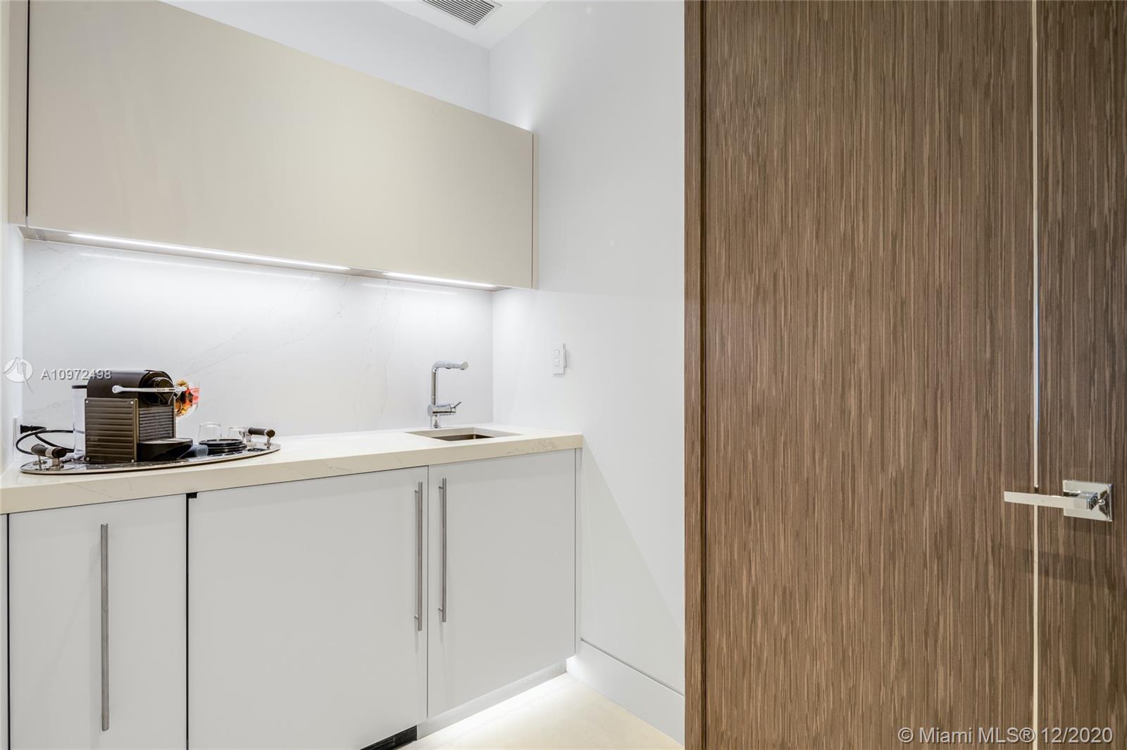 BAY HARBOR ISLAND - Residential