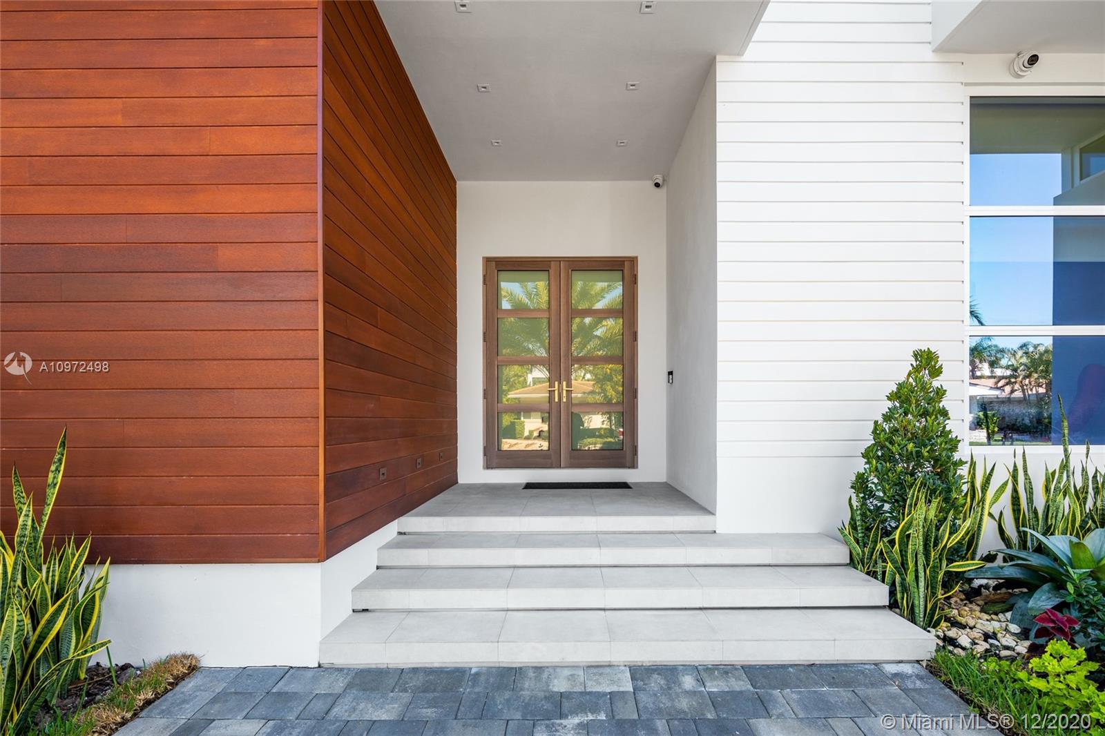 BAY HARBOR ISLAND - Residential