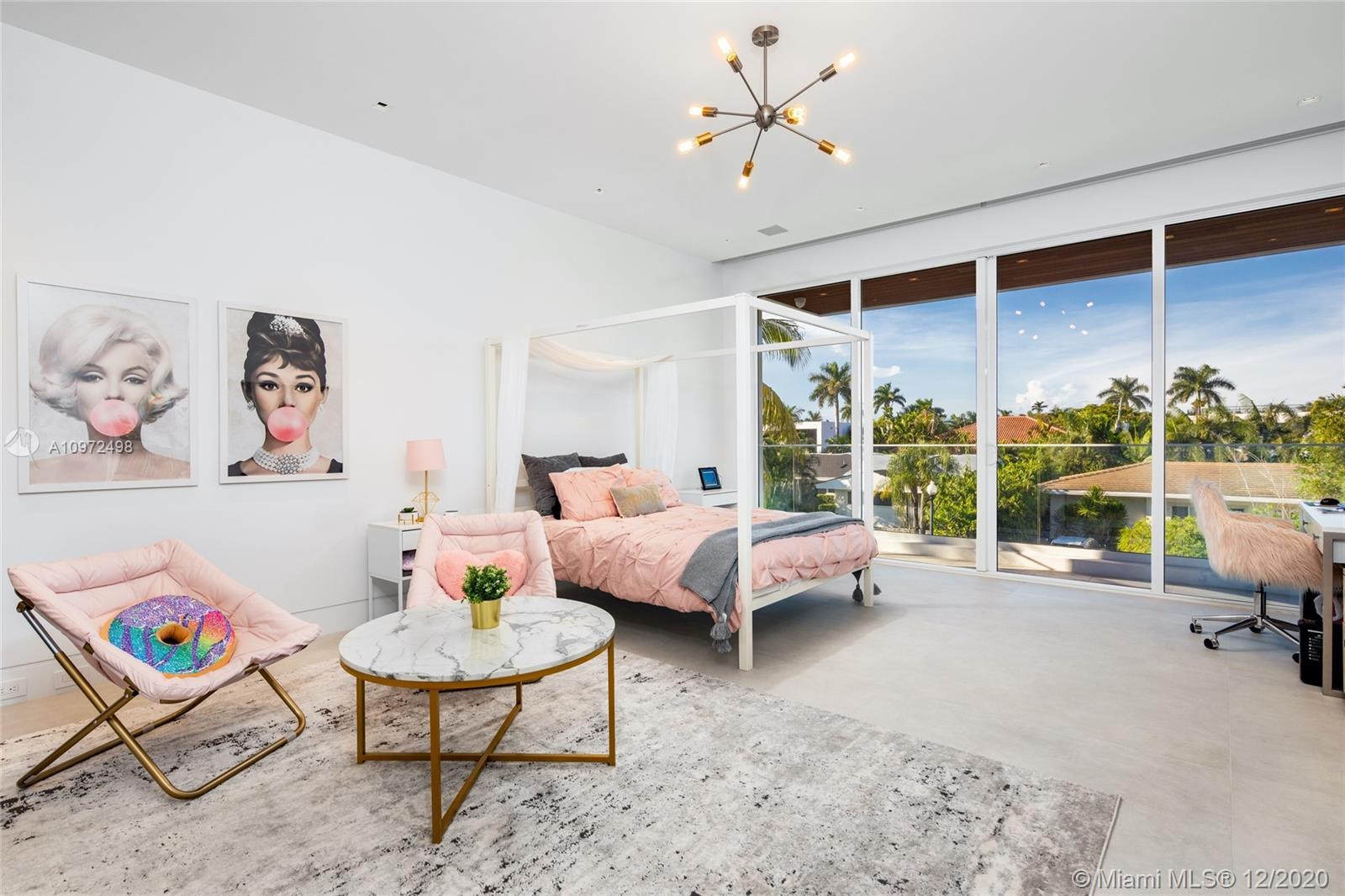 BAY HARBOR ISLAND - Residential