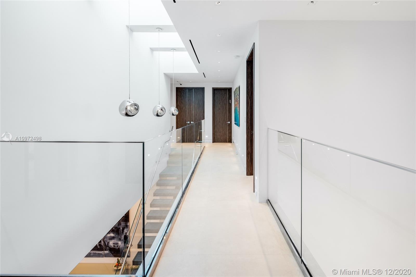 BAY HARBOR ISLAND - Residential