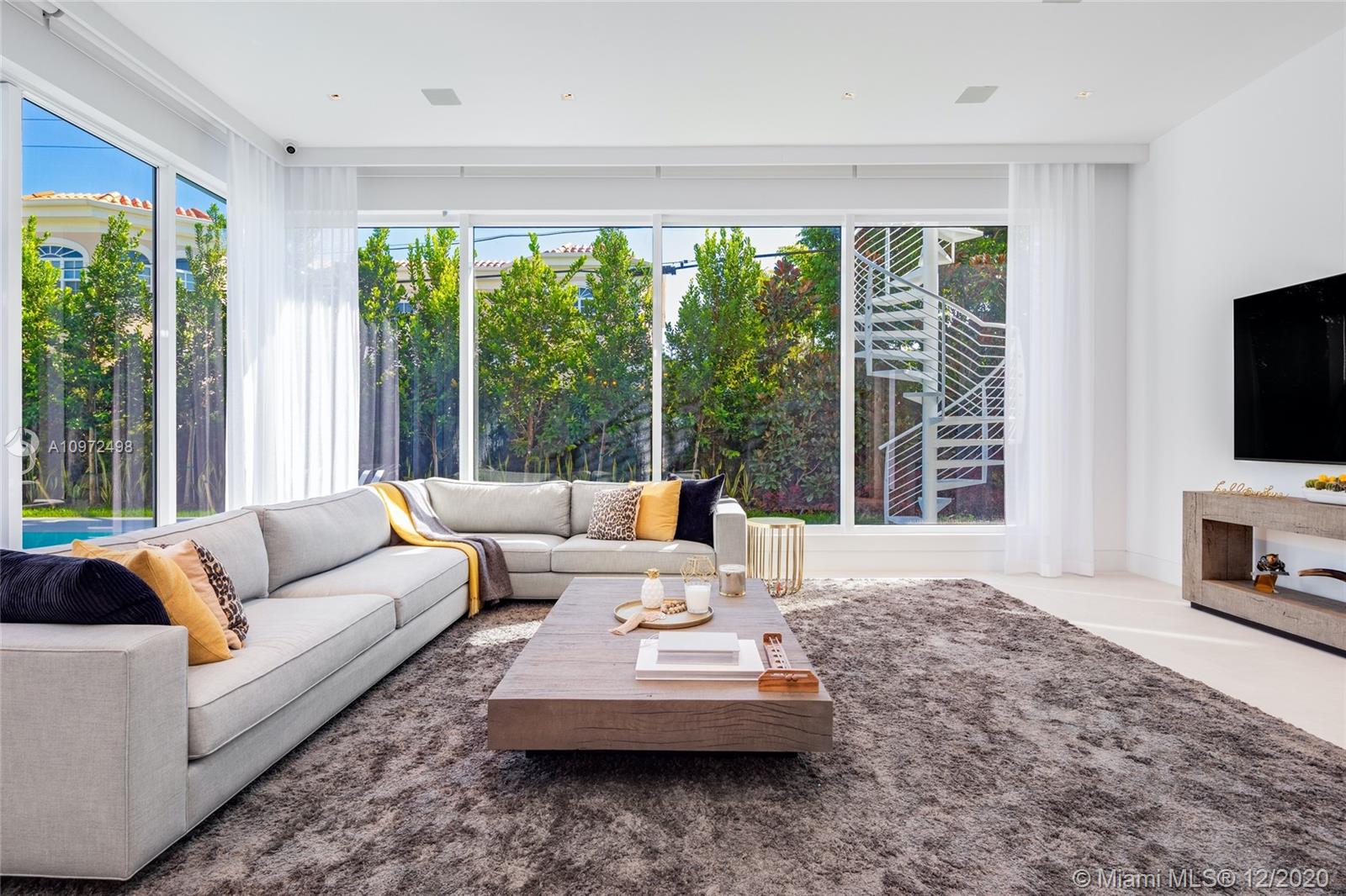 BAY HARBOR ISLAND - Residential