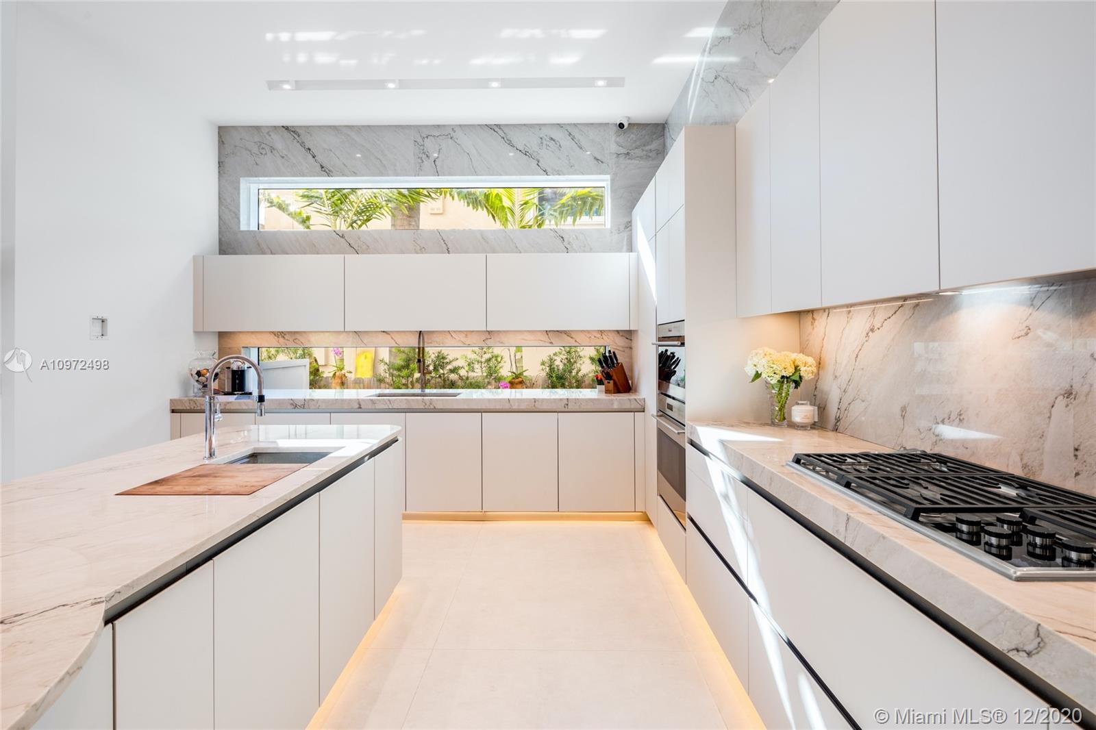 BAY HARBOR ISLAND - Residential