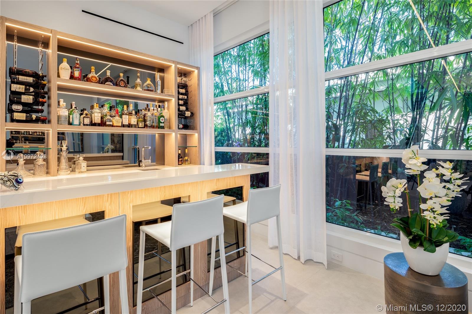 BAY HARBOR ISLAND - Residential