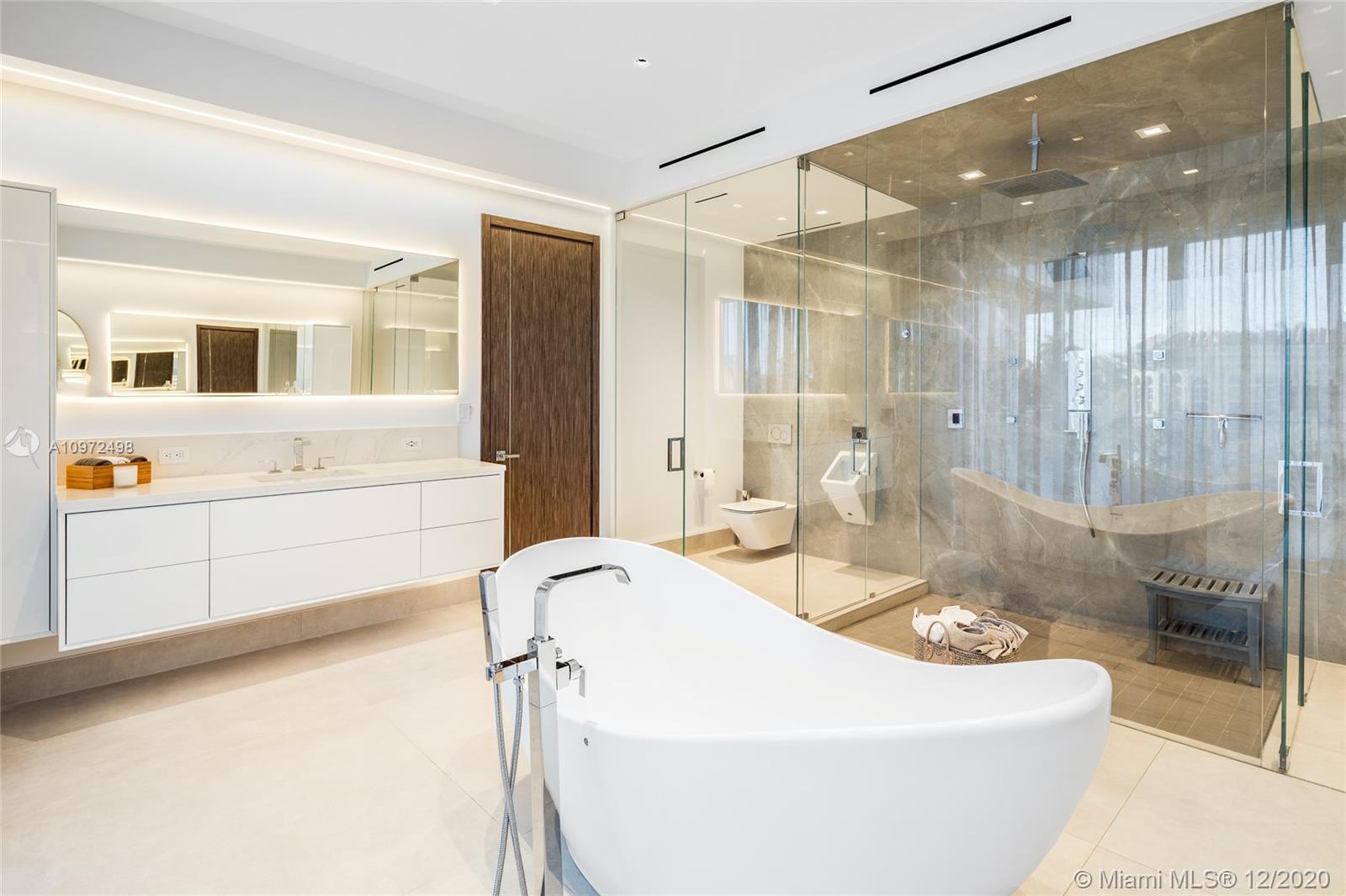 BAY HARBOR ISLAND - Residential