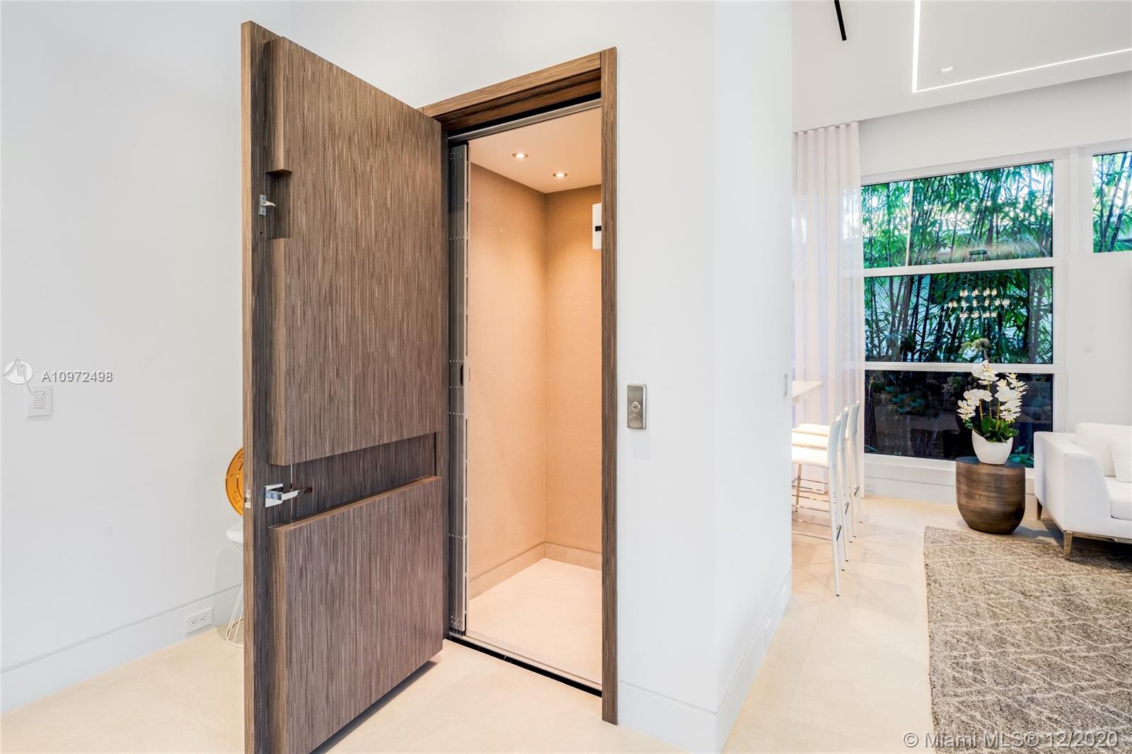 BAY HARBOR ISLAND - Residential