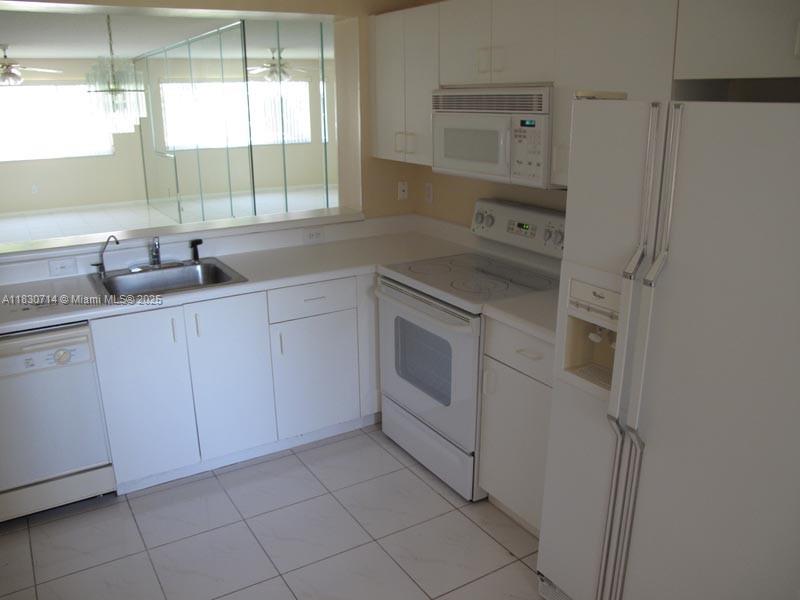 9511 Weldon Cir G215