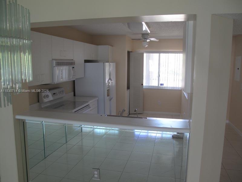 9511 Weldon Cir G215