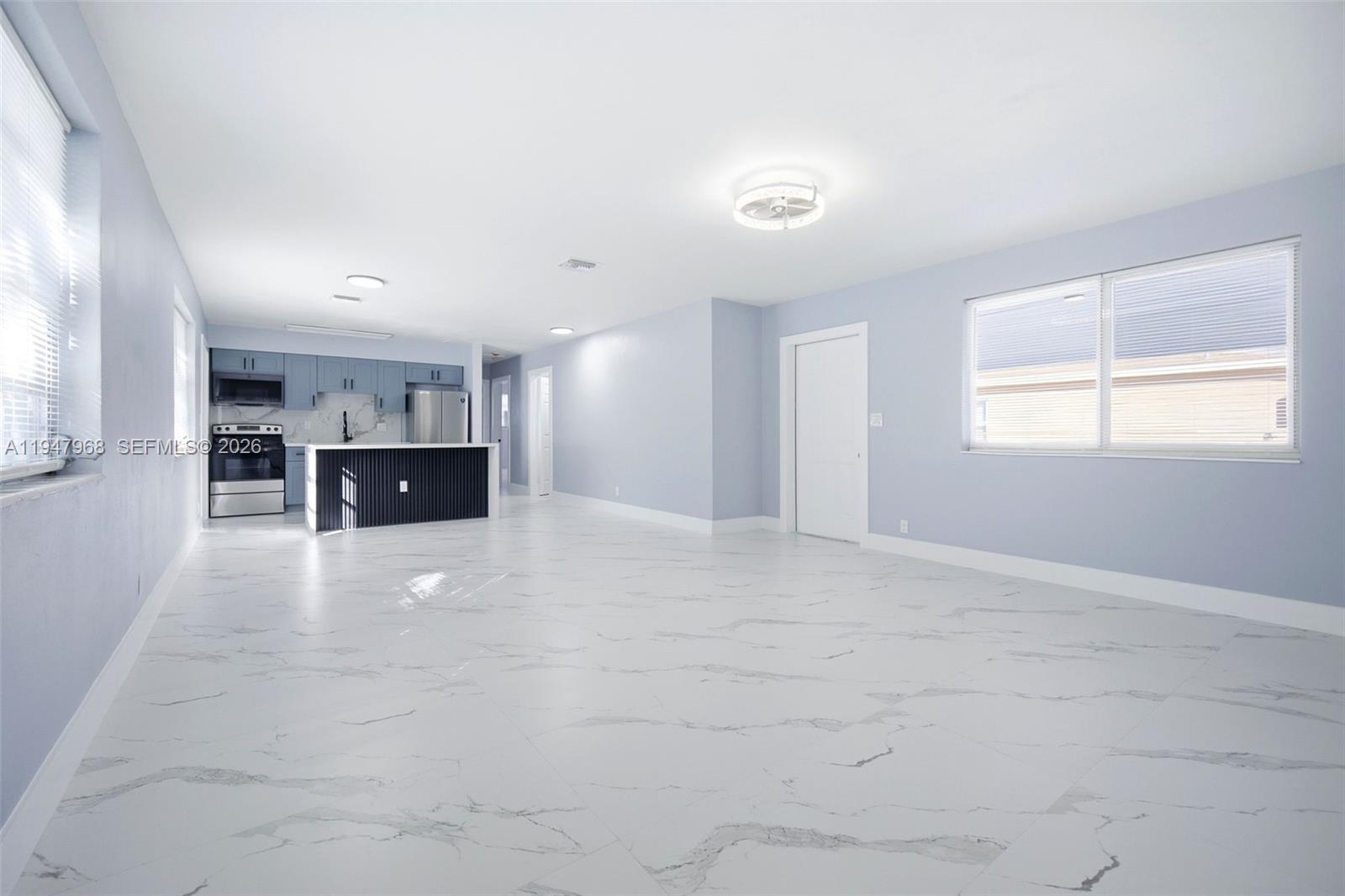 HOLLYWOOD TERRACE - Residential Income