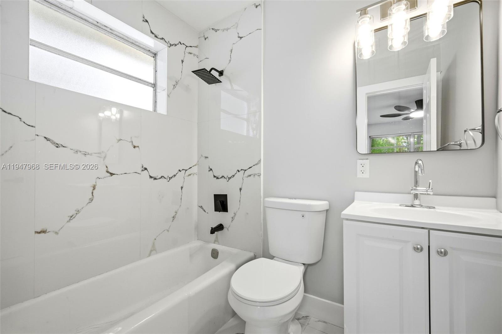 HOLLYWOOD TERRACE - Residential Income