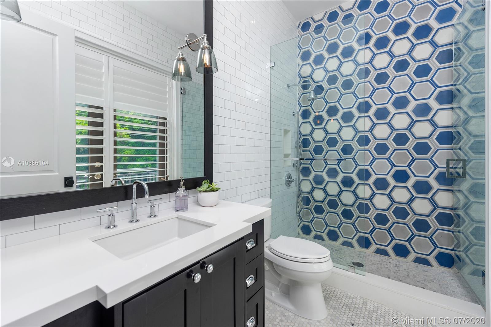 COCOA PLUM HEIGHTS SUB - Residential