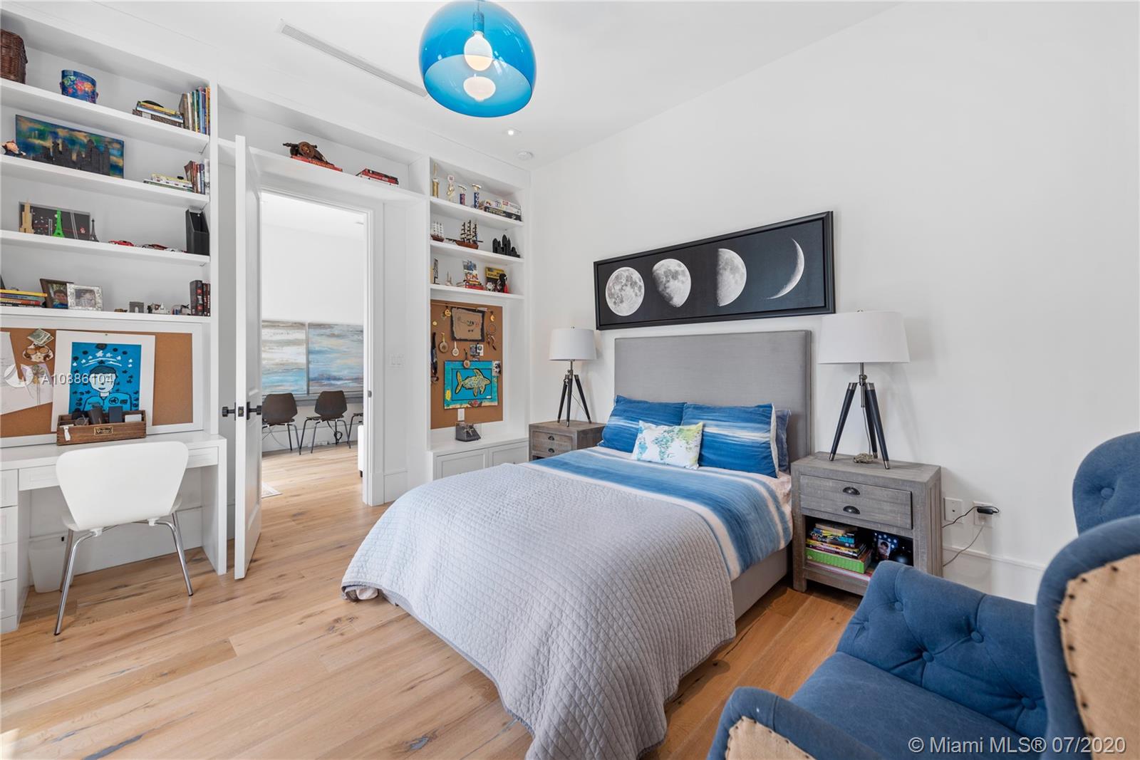 COCOA PLUM HEIGHTS SUB - Residential