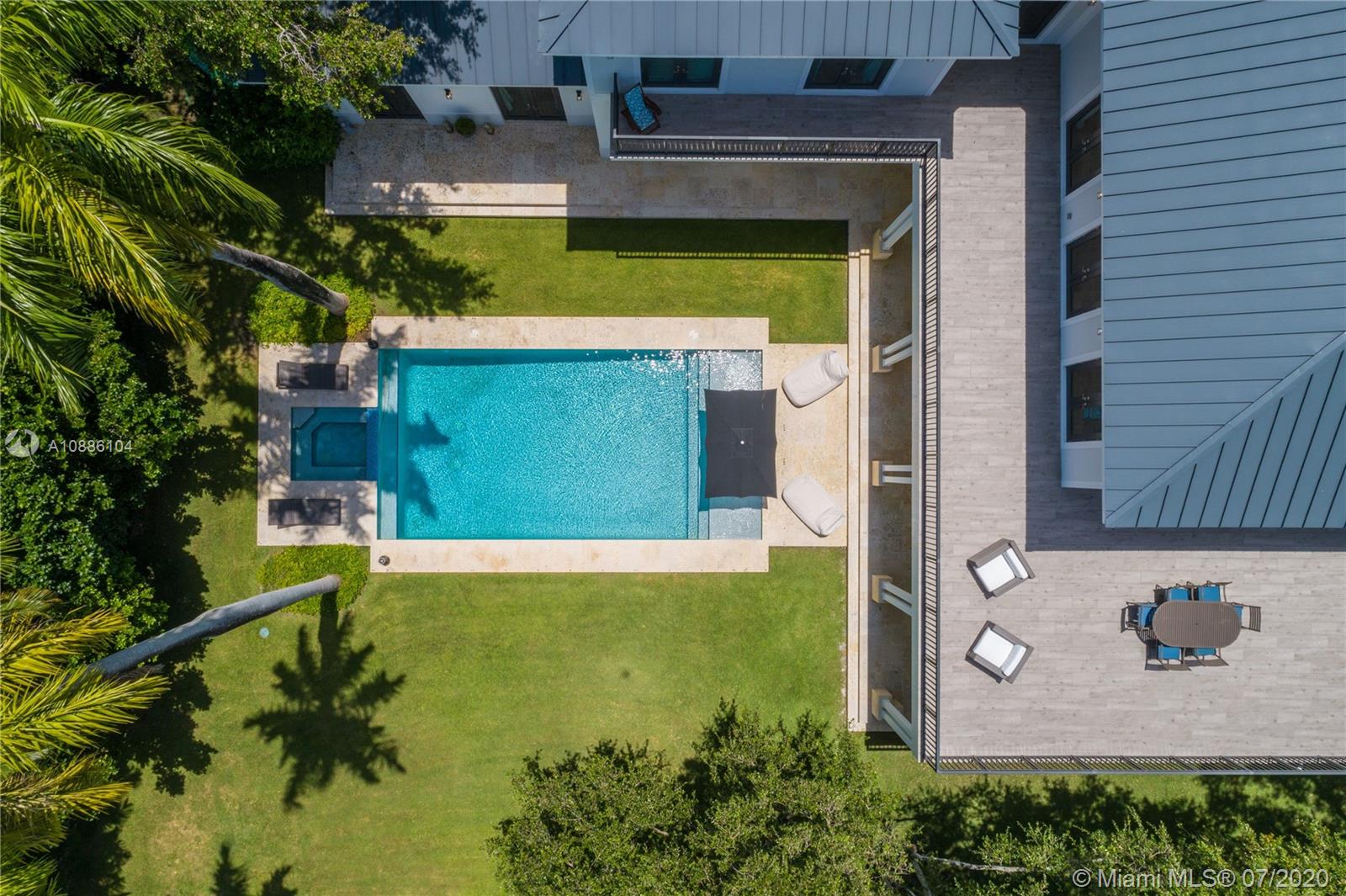 COCOA PLUM HEIGHTS SUB - Residential