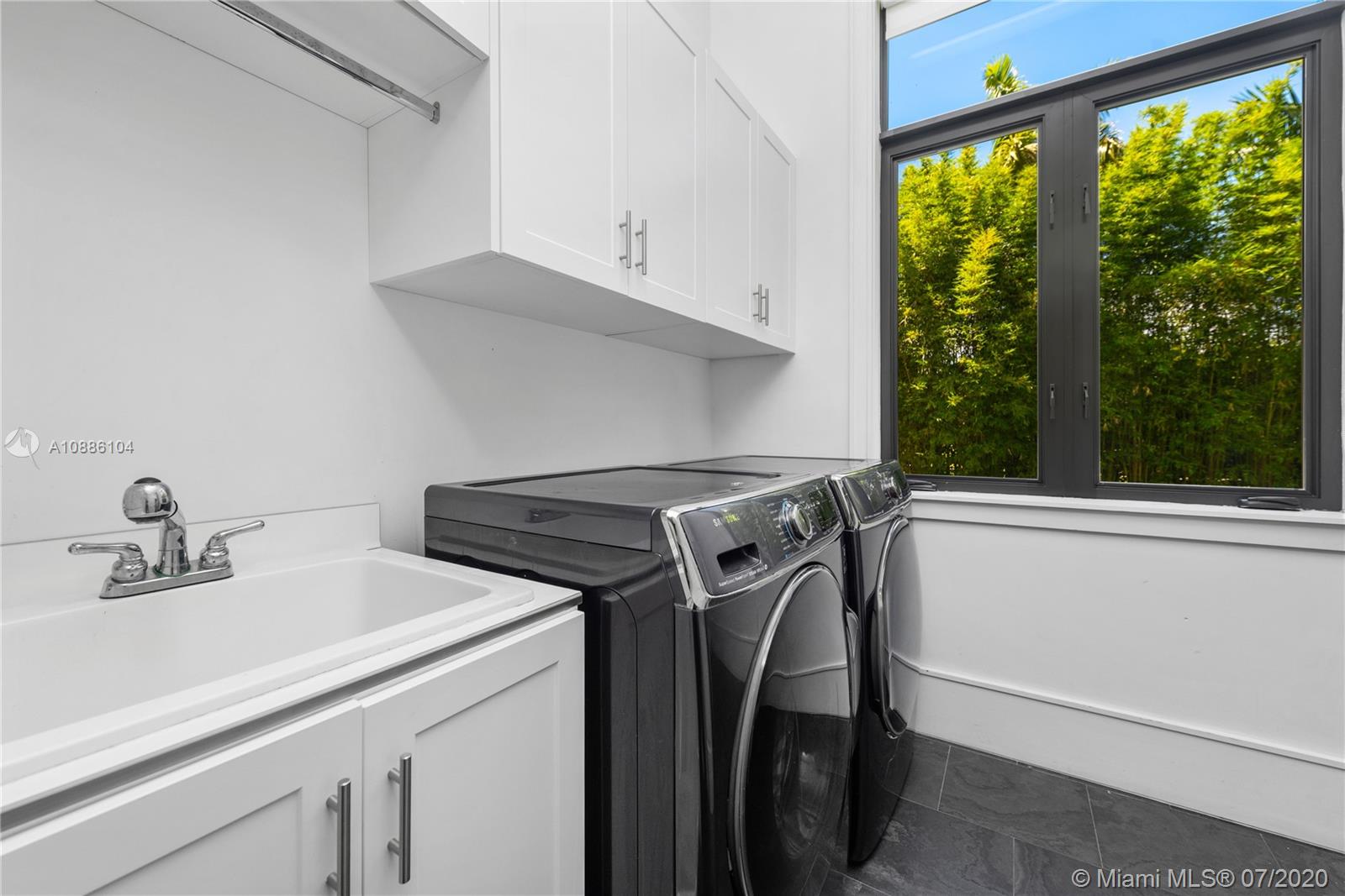 COCOA PLUM HEIGHTS SUB - Residential