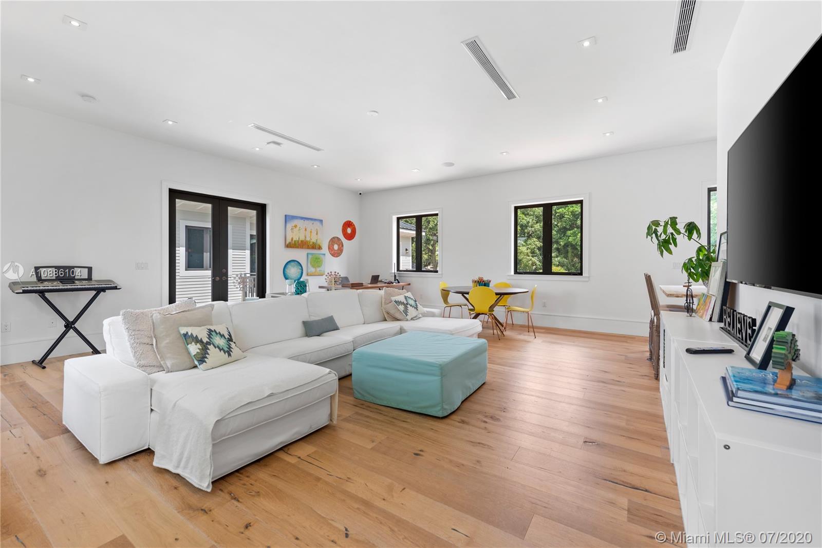 COCOA PLUM HEIGHTS SUB - Residential