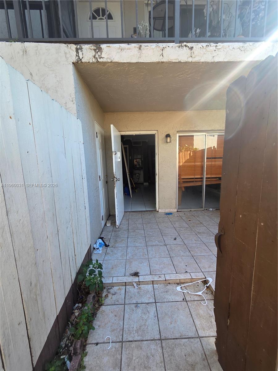 VIEW WEST CONDO PH I - Residential