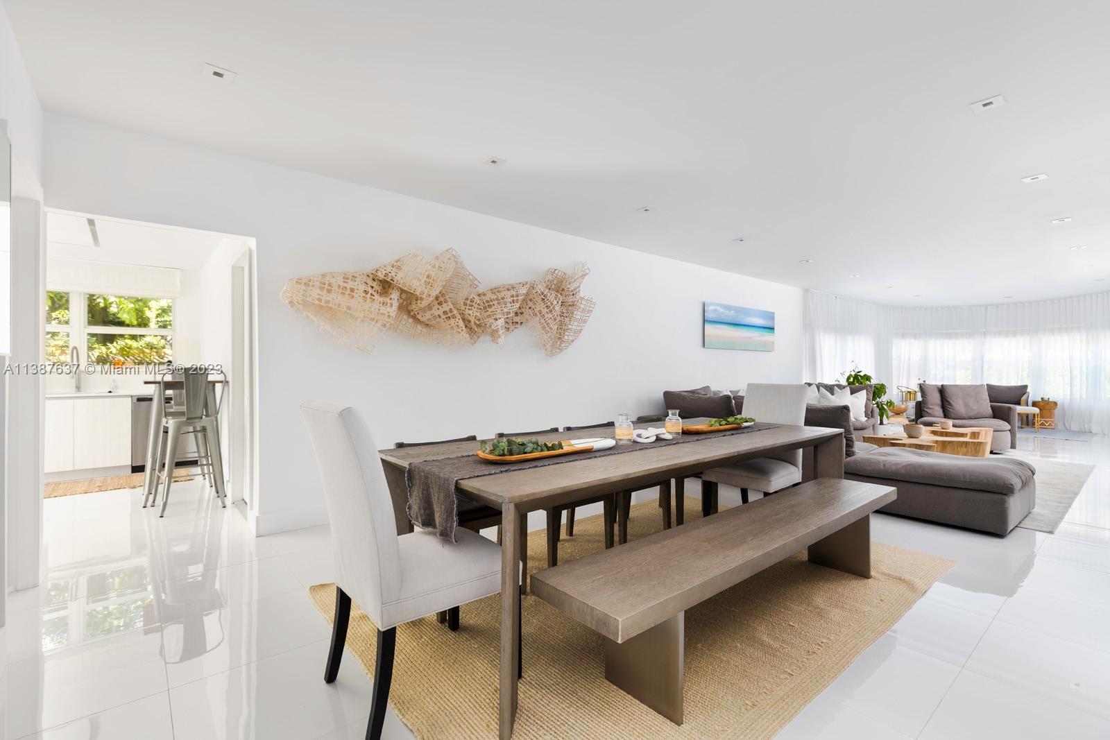 AMD PLAT OF SUNSET LAKE S - Residential