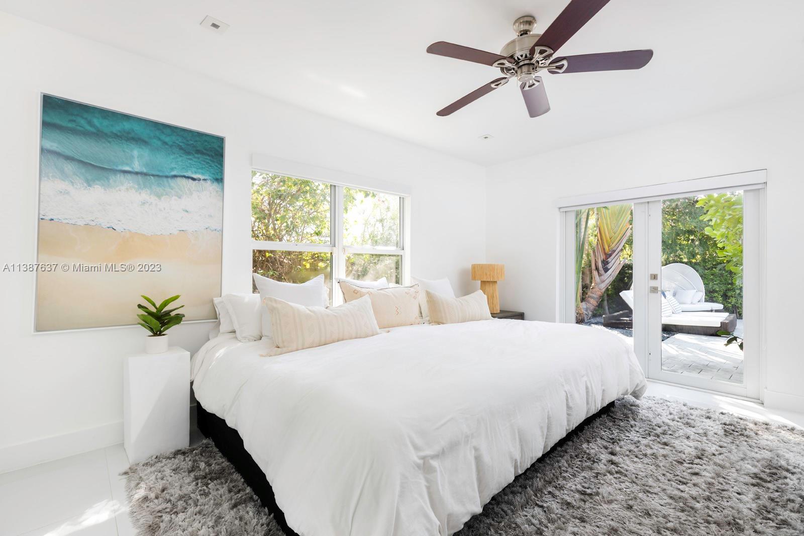 AMD PLAT OF SUNSET LAKE S - Residential