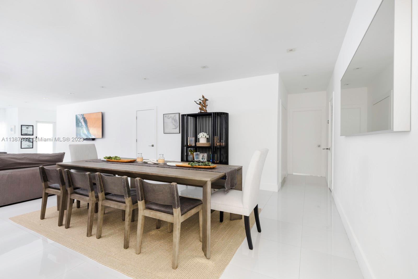 AMD PLAT OF SUNSET LAKE S - Residential