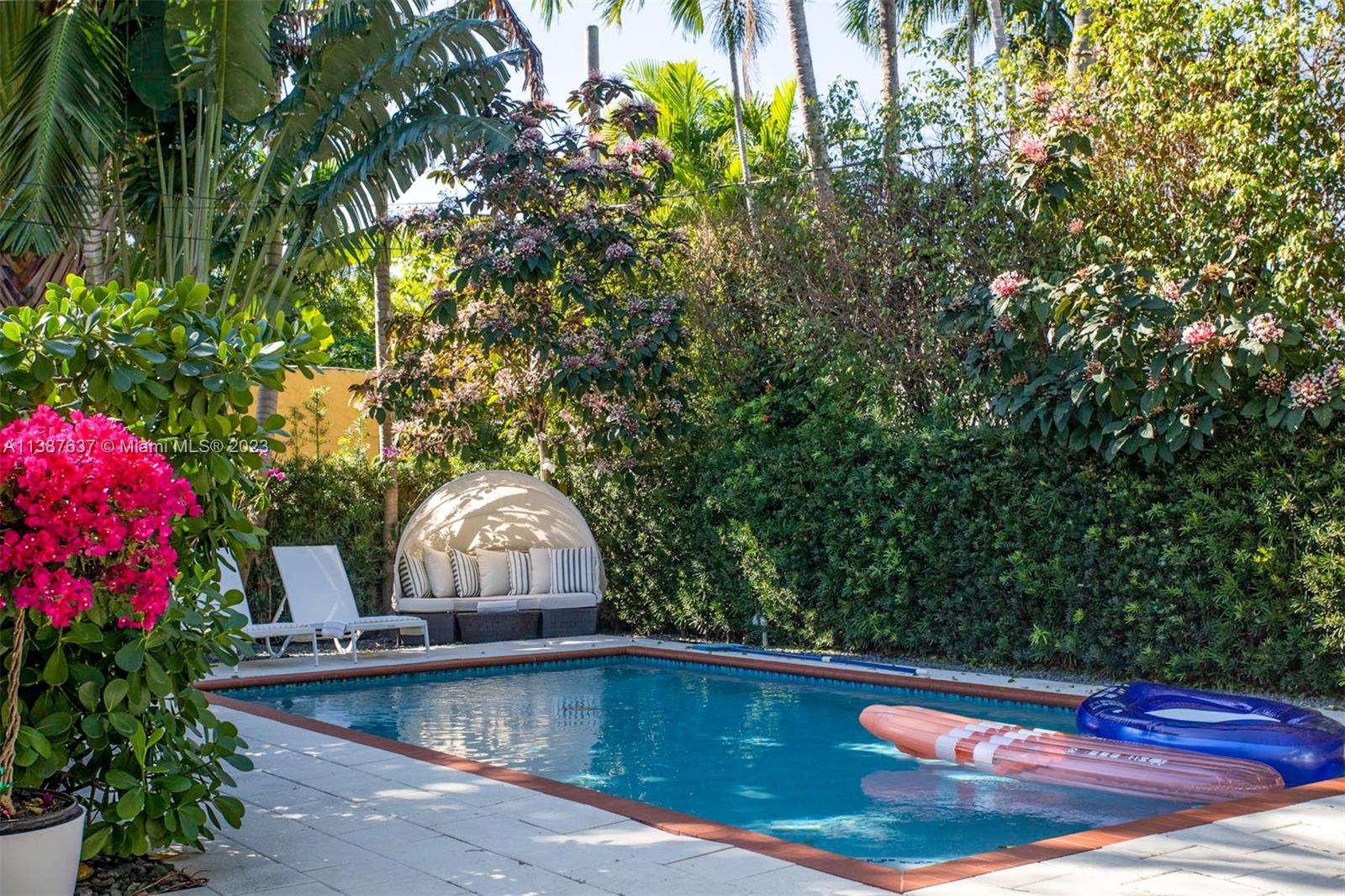 AMD PLAT OF SUNSET LAKE S - Residential