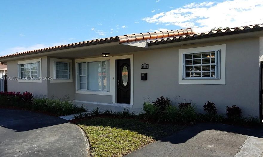 Spacious 1-story home in Hialeah with 3 bedrooms, 2 bathrooms, and a private in-ground pool. Features tile floors, open living areas, and a large backyard. Conveniently located near schools, shopping, and highways.