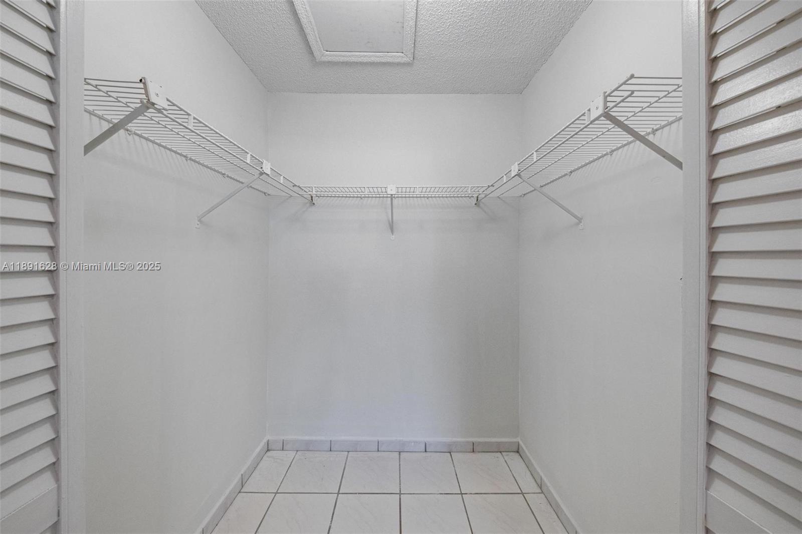 AMERICAN HOMES 2ND ADDN - Residential