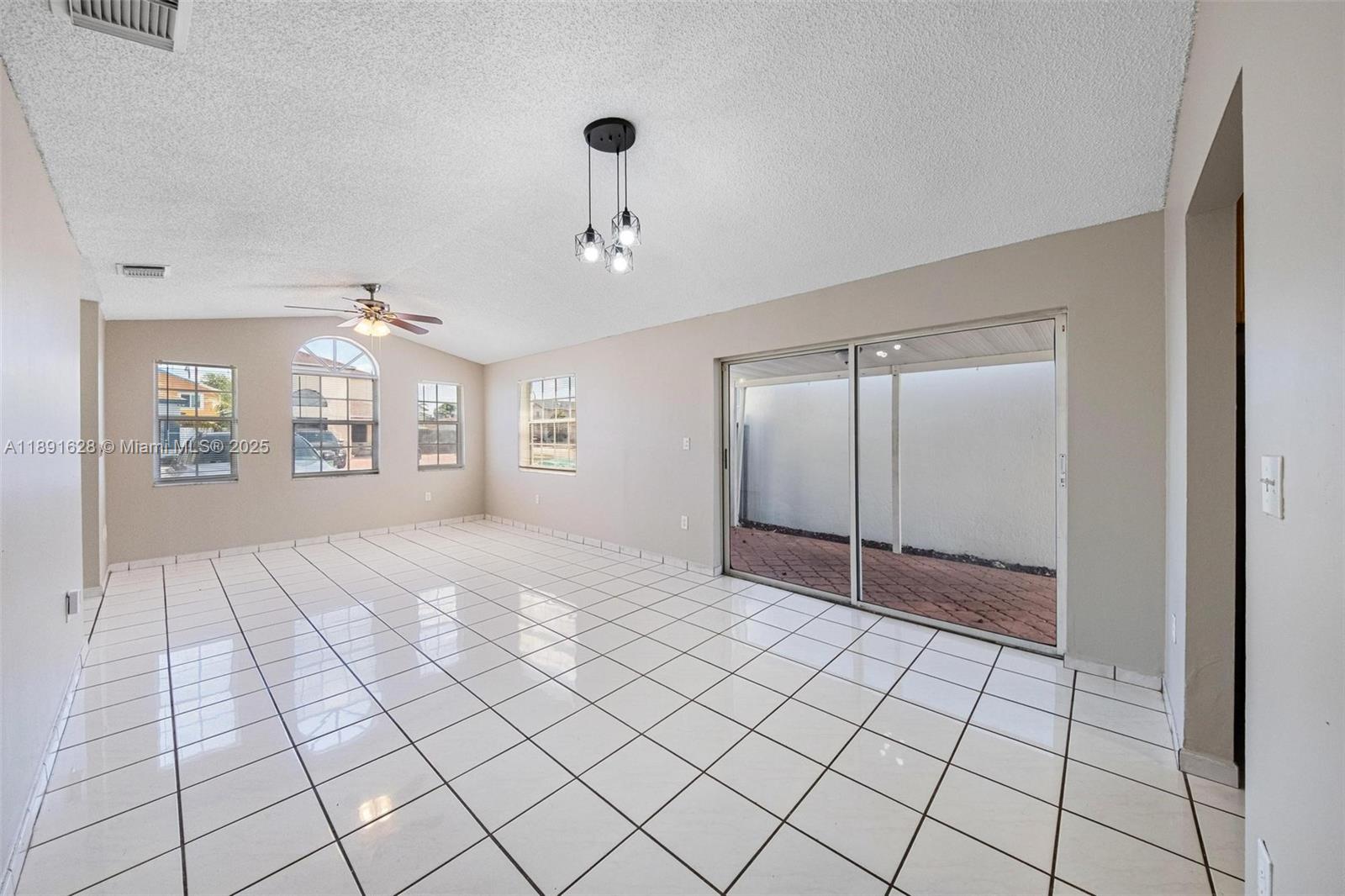 AMERICAN HOMES 2ND ADDN - Residential