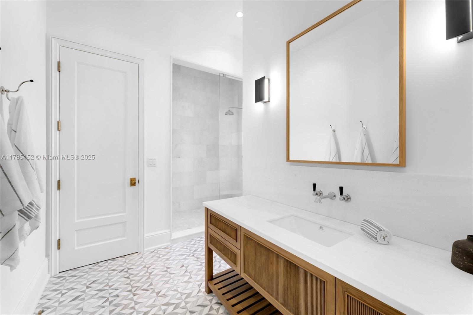 SUNSET GROVE 2ND AMD - Residential