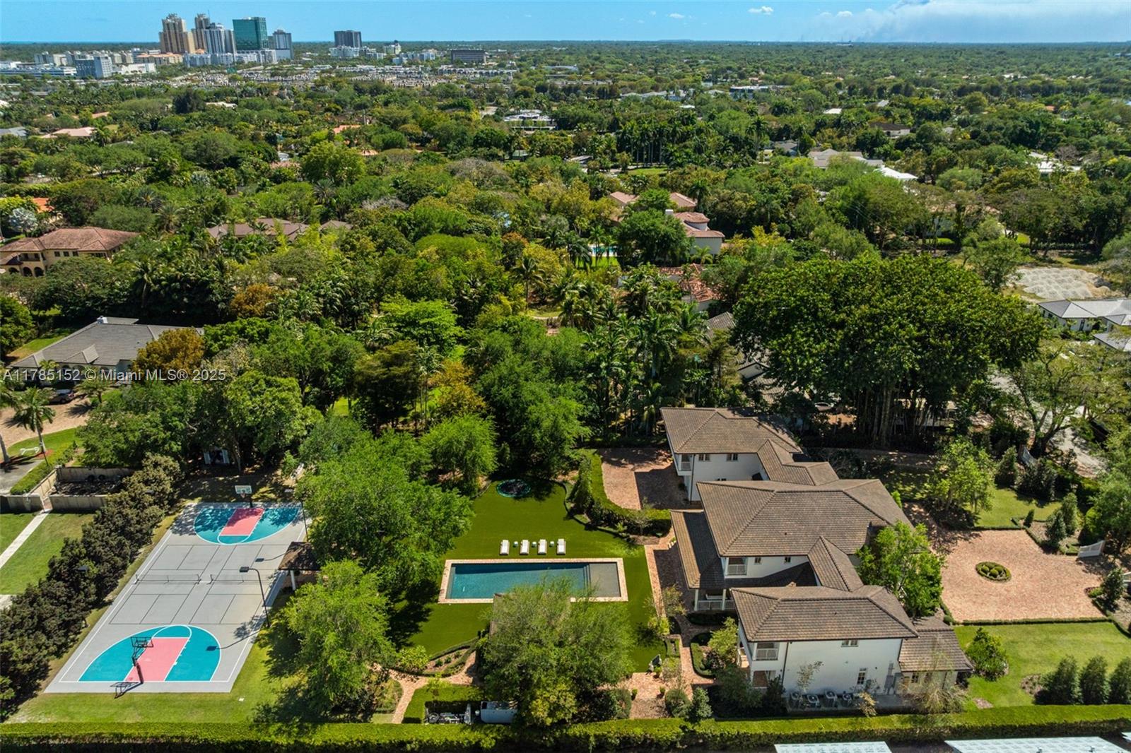SUNSET GROVE 2ND AMD - Residential